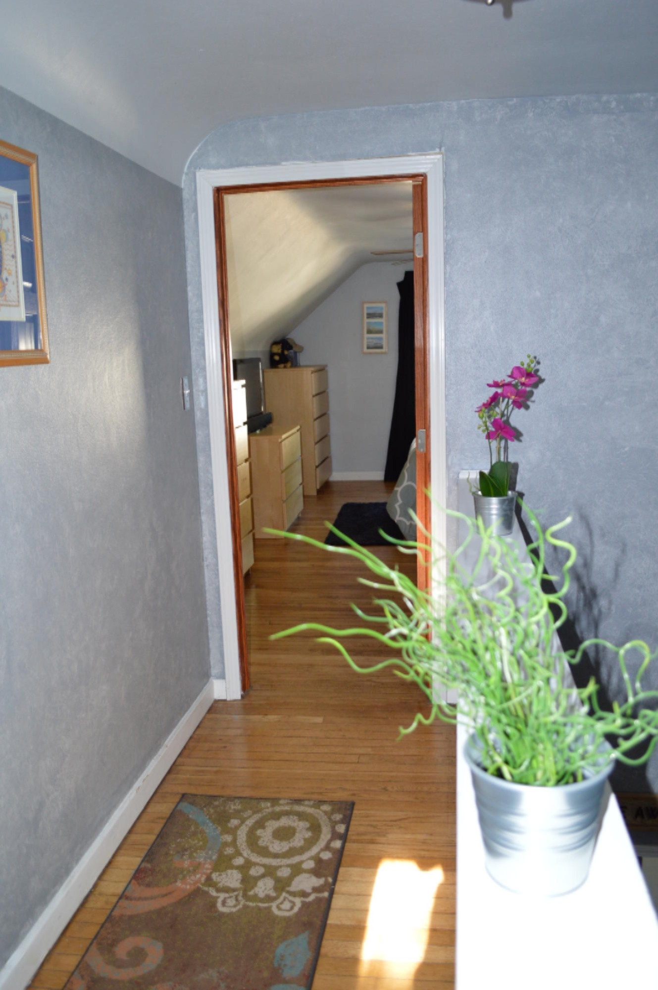 1364 Princeton Road Muskegon, MI 49441 - Photo 31 of 36 Upstairs_hall_2