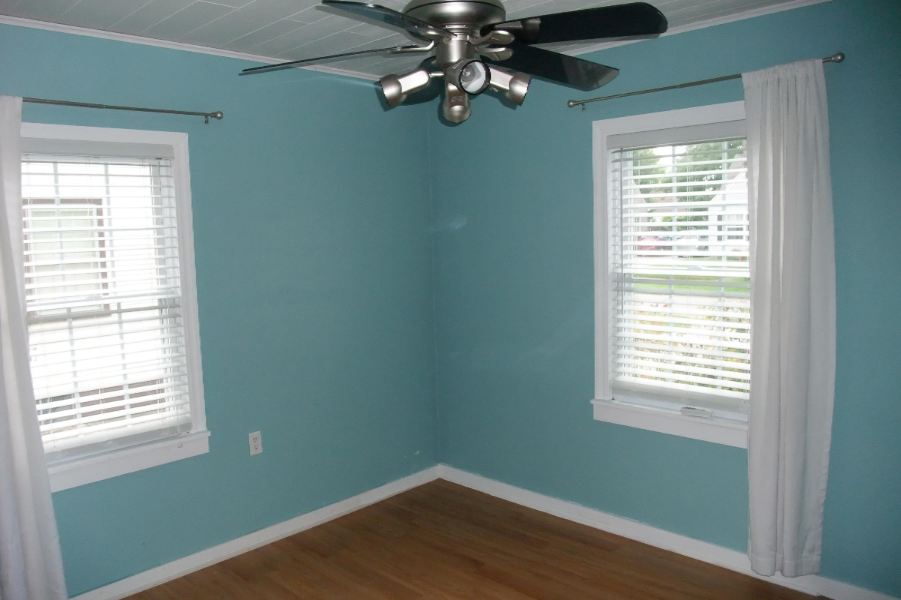 1364 Princeton Road Muskegon, MI 49441 - Photo 5 of 36 DSCF0011