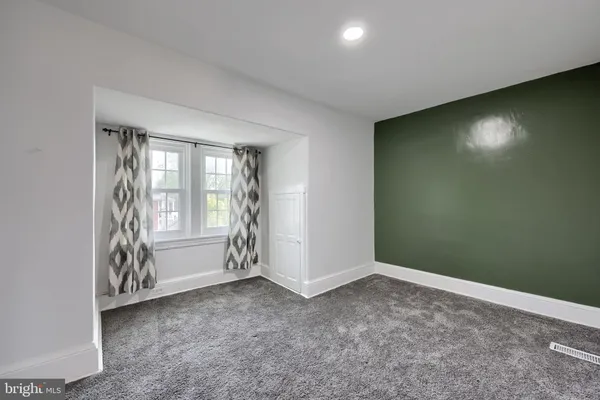 $310,000 | 355 East Ross Street, Lancaster, PA 17602