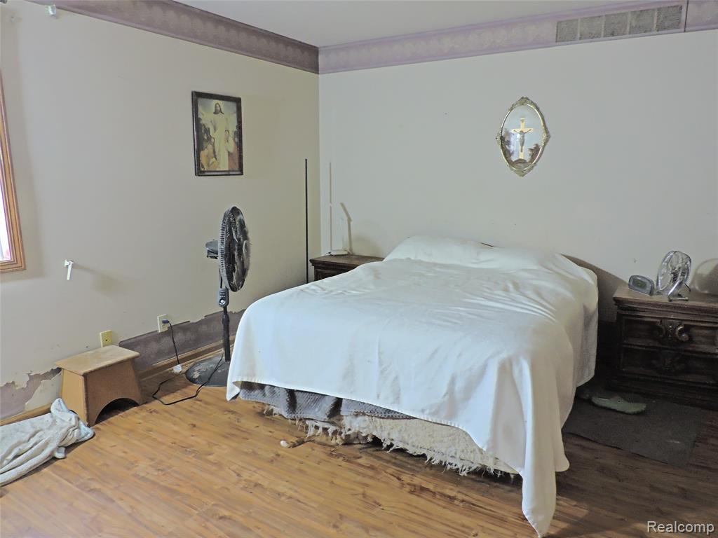 7407 Beecher Road Flint, MI 48532 - Photo 14 of 26