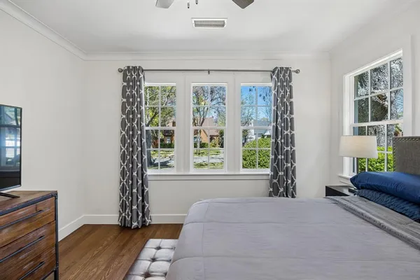 $949,500 | 5310 Monticello Avenue, Dallas, TX 75206