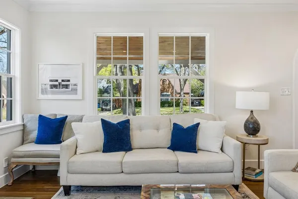 $949,500 | 5310 Monticello Avenue, Dallas, TX 75206