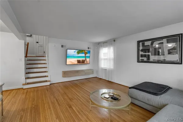 $339,900 | 278 Huxley Drive, Amherst, NY 14226