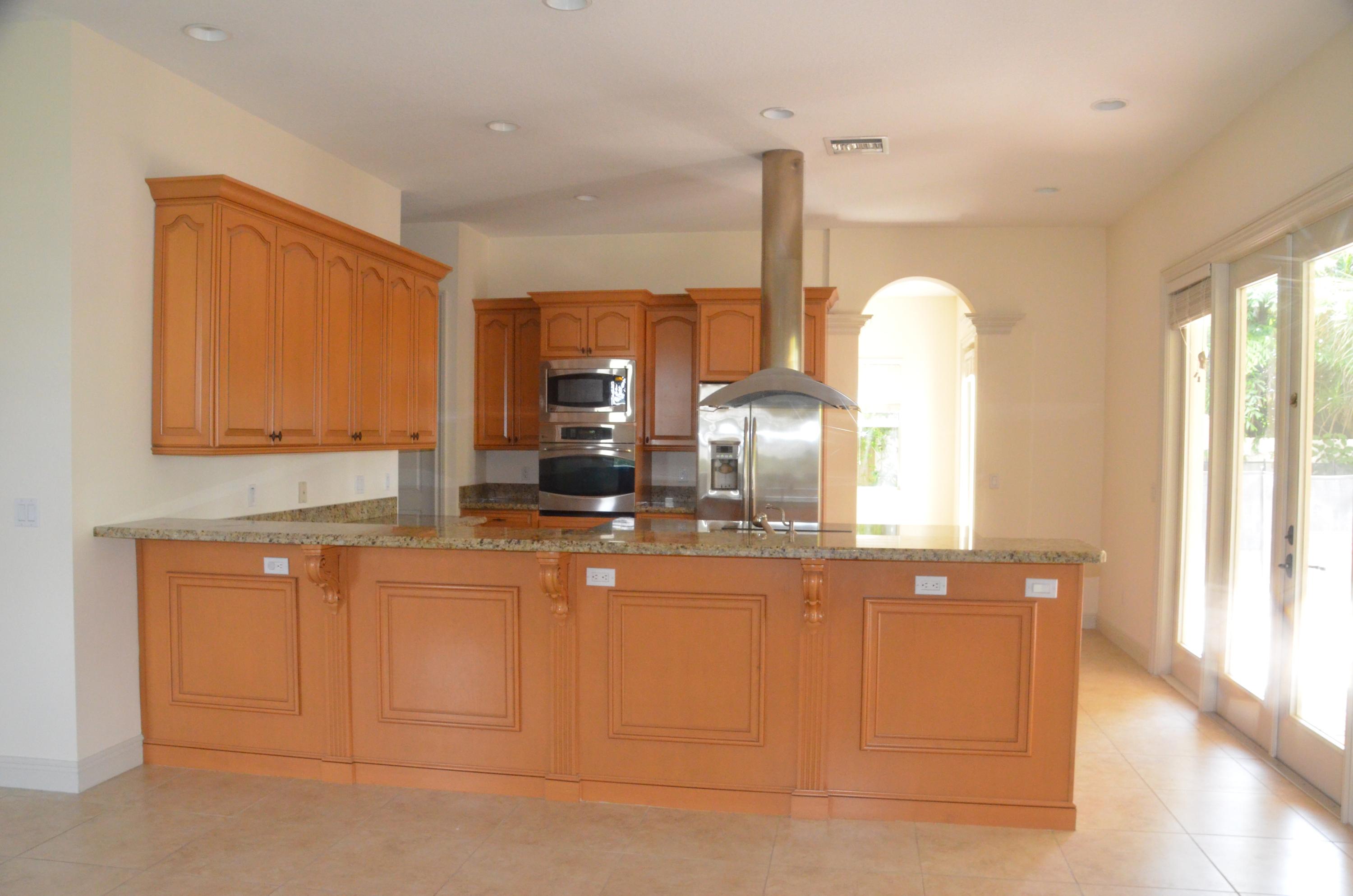 122 Edmor Road West Palm Beach, FL 33405 - Photo 16 of 59 image