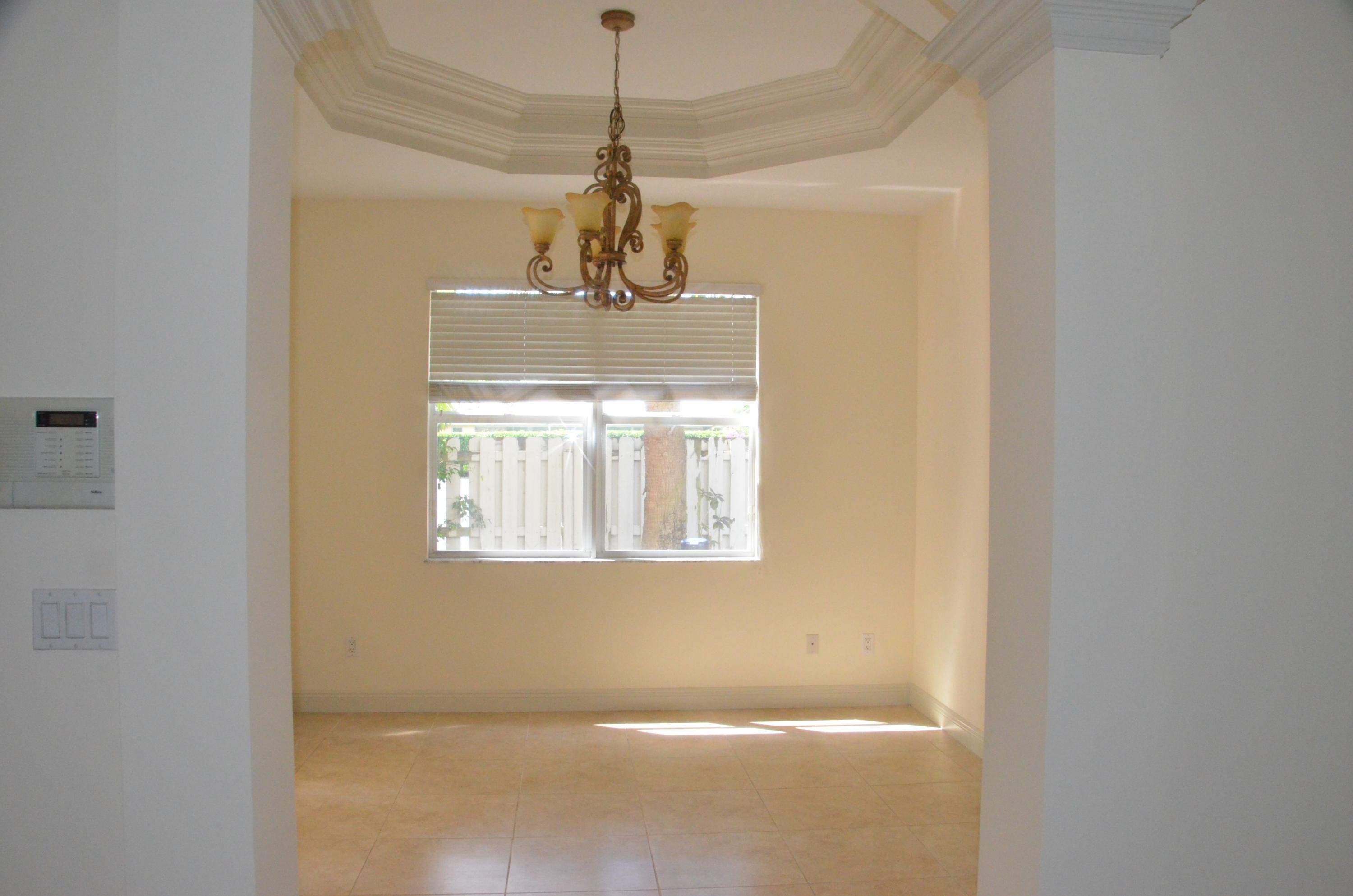 122 Edmor Road West Palm Beach, FL 33405 - Photo 17 of 59 image
