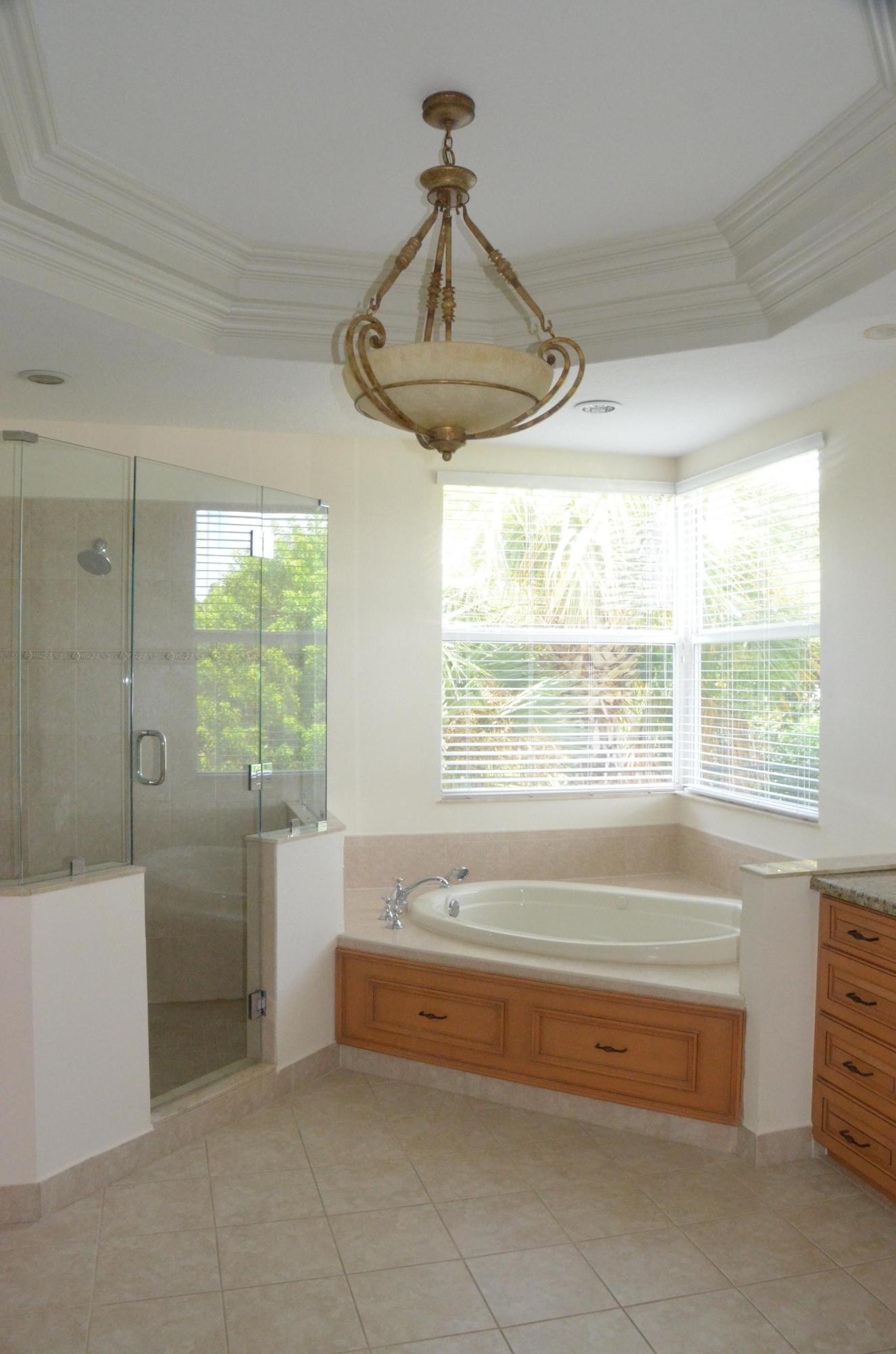 122 Edmor Road West Palm Beach, FL 33405 - Photo 35 of 59 image