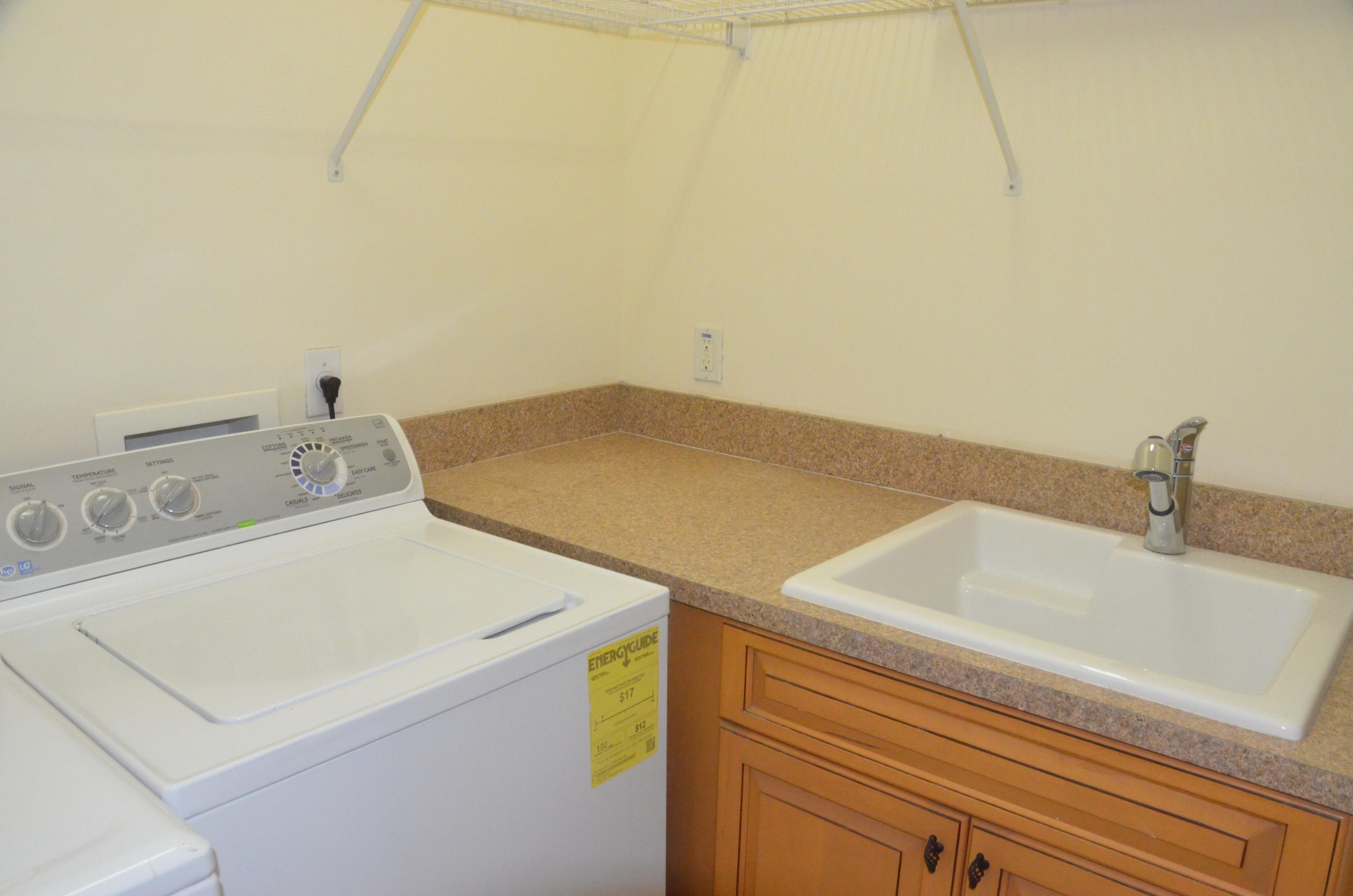 122 Edmor Road West Palm Beach, FL 33405 - Photo 40 of 59 image