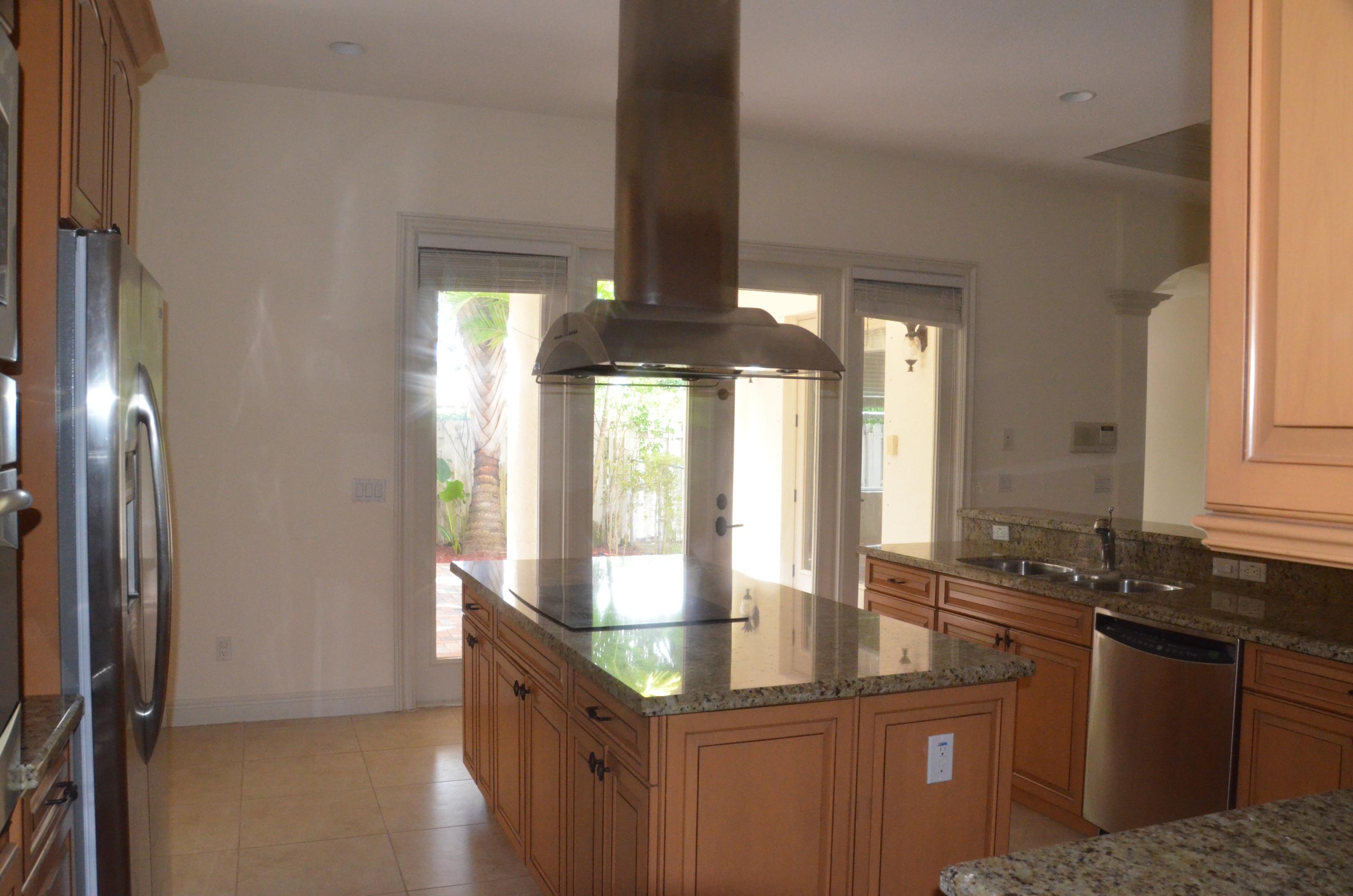 122 Edmor Road West Palm Beach, FL 33405 - Photo 53 of 59 image