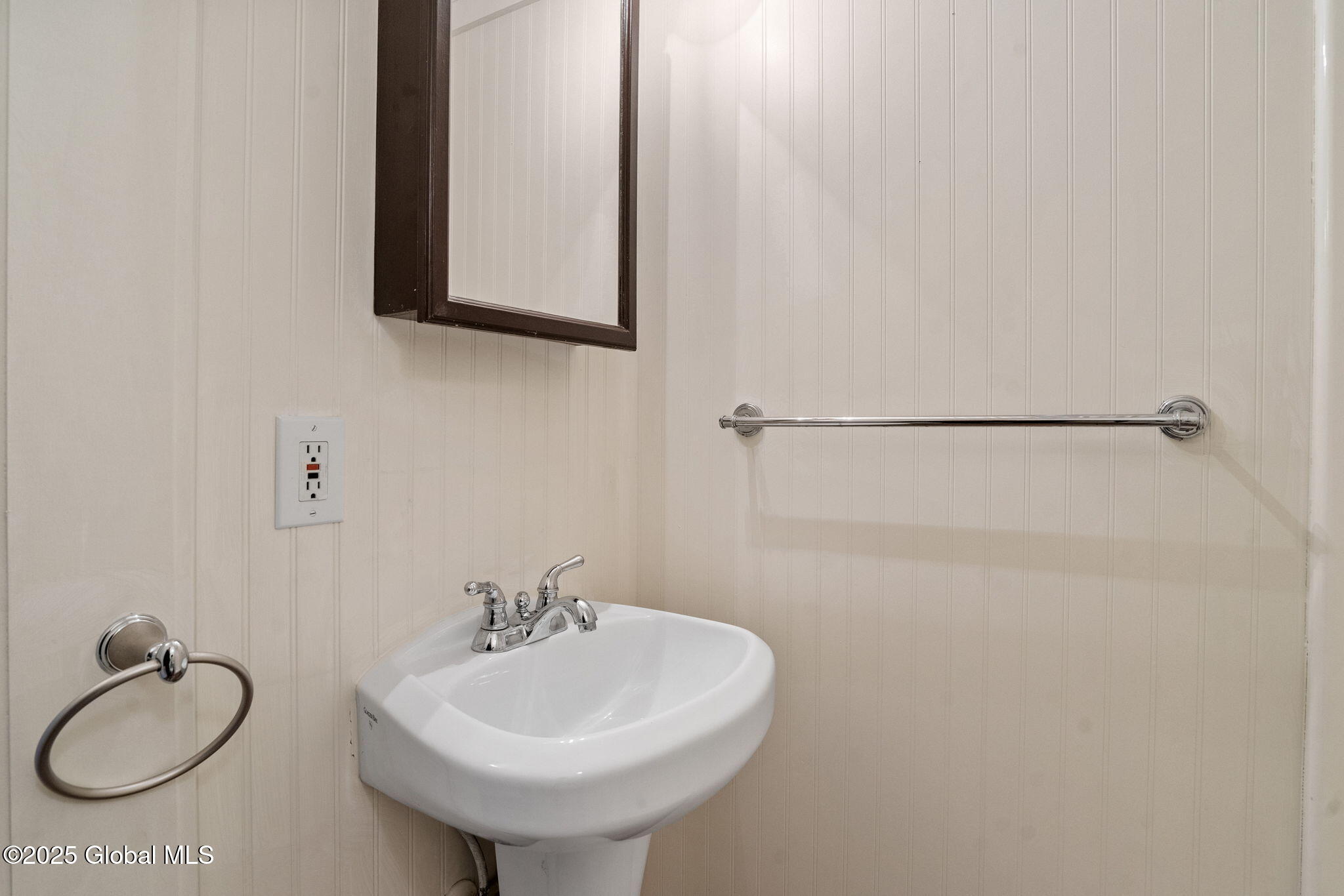 2804 Consaul Road Schenectady, NY 12304 - Photo 13 of 43 21-web-or-mls-2804-consaul-rd