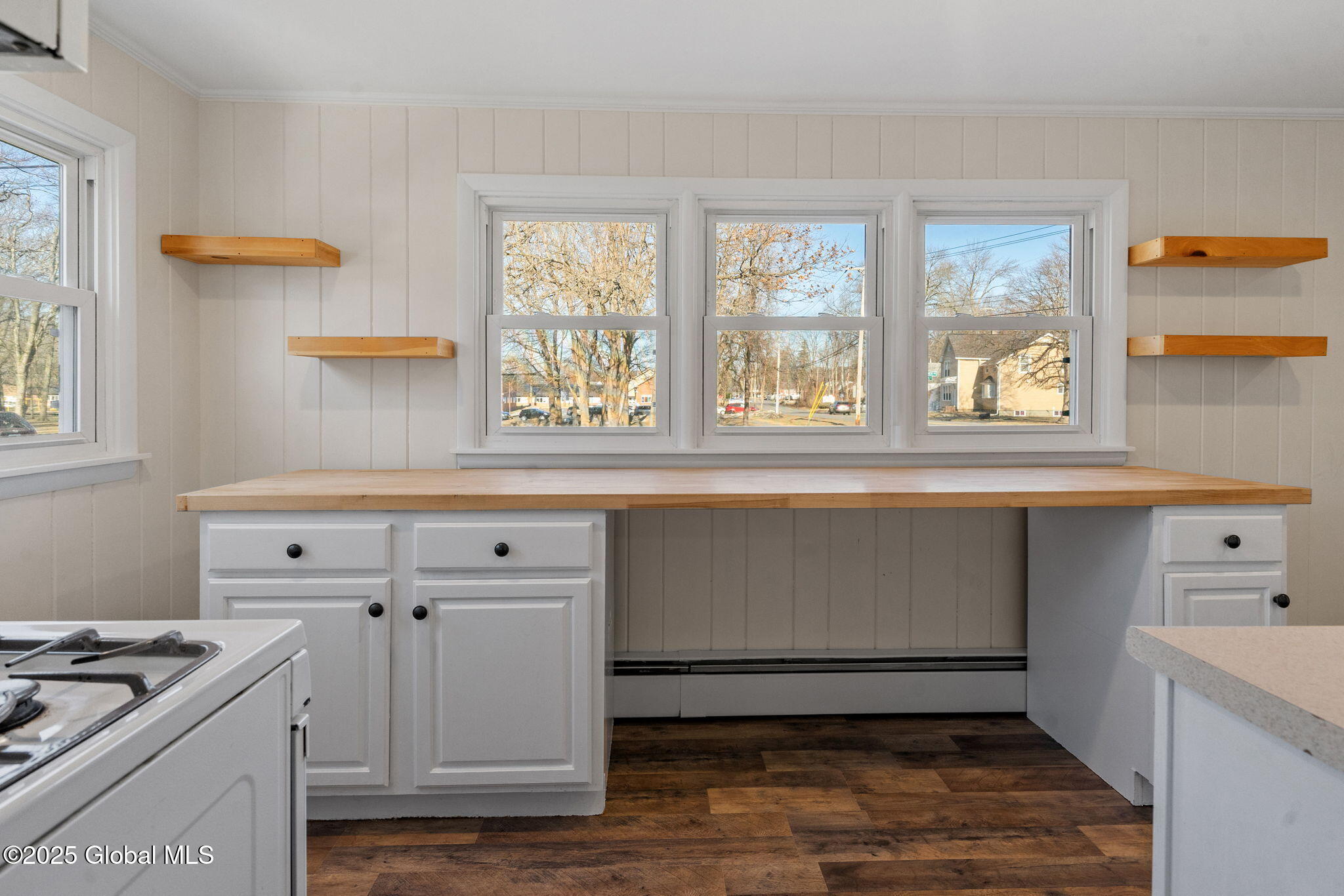 2804 Consaul Road Schenectady, NY 12304 - Photo 4 of 43 12-web-or-mls-2804-consaul-rd