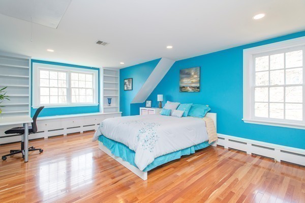 64 Walker Street Boston, MA 02129 - Photo 13 of 25