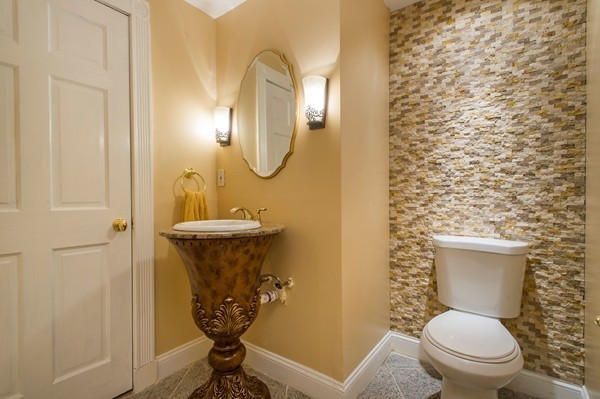 64 Walker Street Boston, MA 02129 - Photo 24 of 25