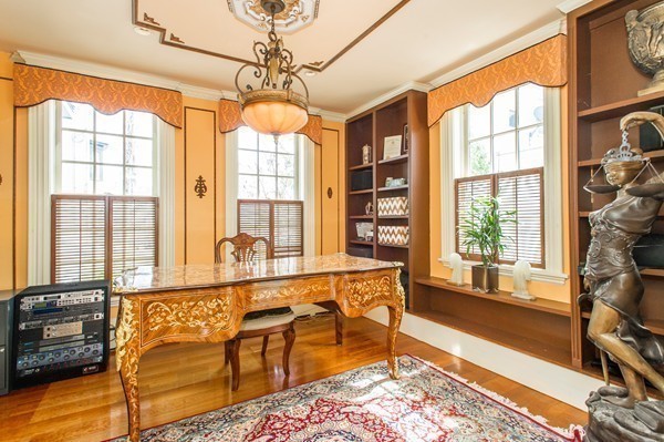 64 Walker Street Boston, MA 02129 - Photo 9 of 25