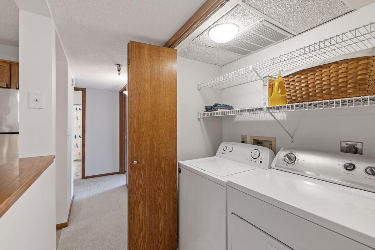 6085 Rowland Road, Unit 312 Minnetonka, MN 55343 - Photo 11 of 23