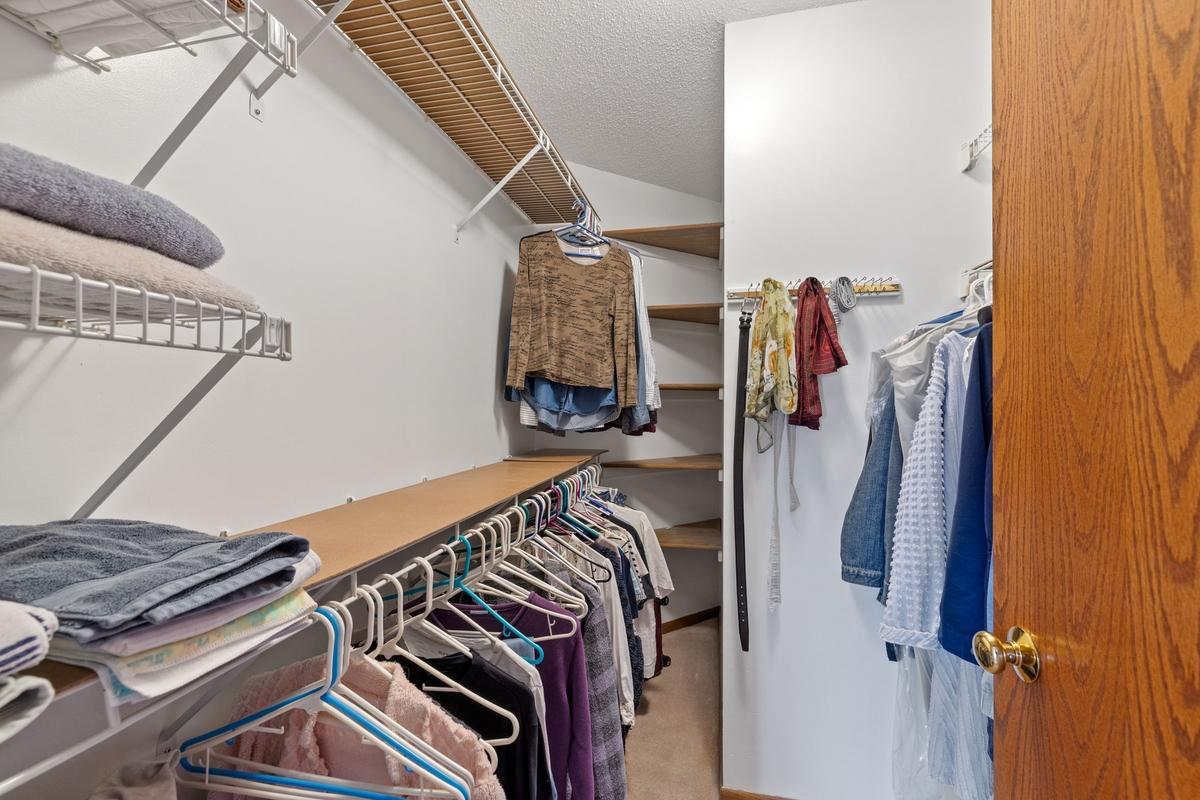 6085 Rowland Road, Unit 312 Minnetonka, MN 55343 - Photo 16 of 23