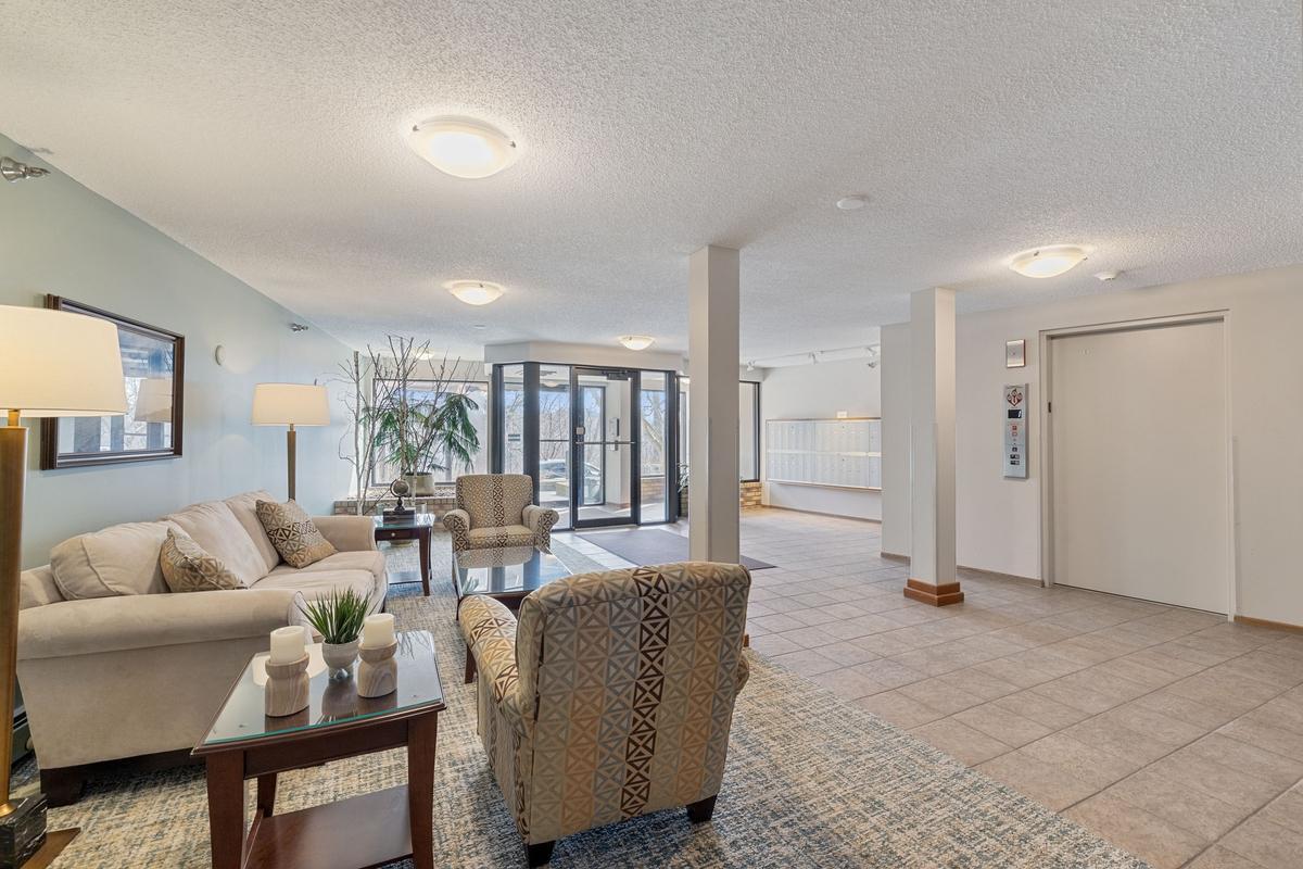 6085 Rowland Road, Unit 312 Minnetonka, MN 55343 - Photo 20 of 23