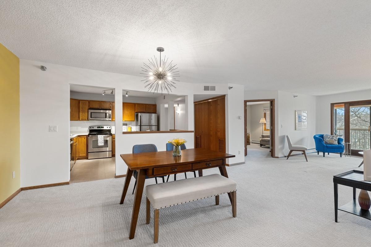 6085 Rowland Road, Unit 312 Minnetonka, MN 55343 - Photo 3 of 23