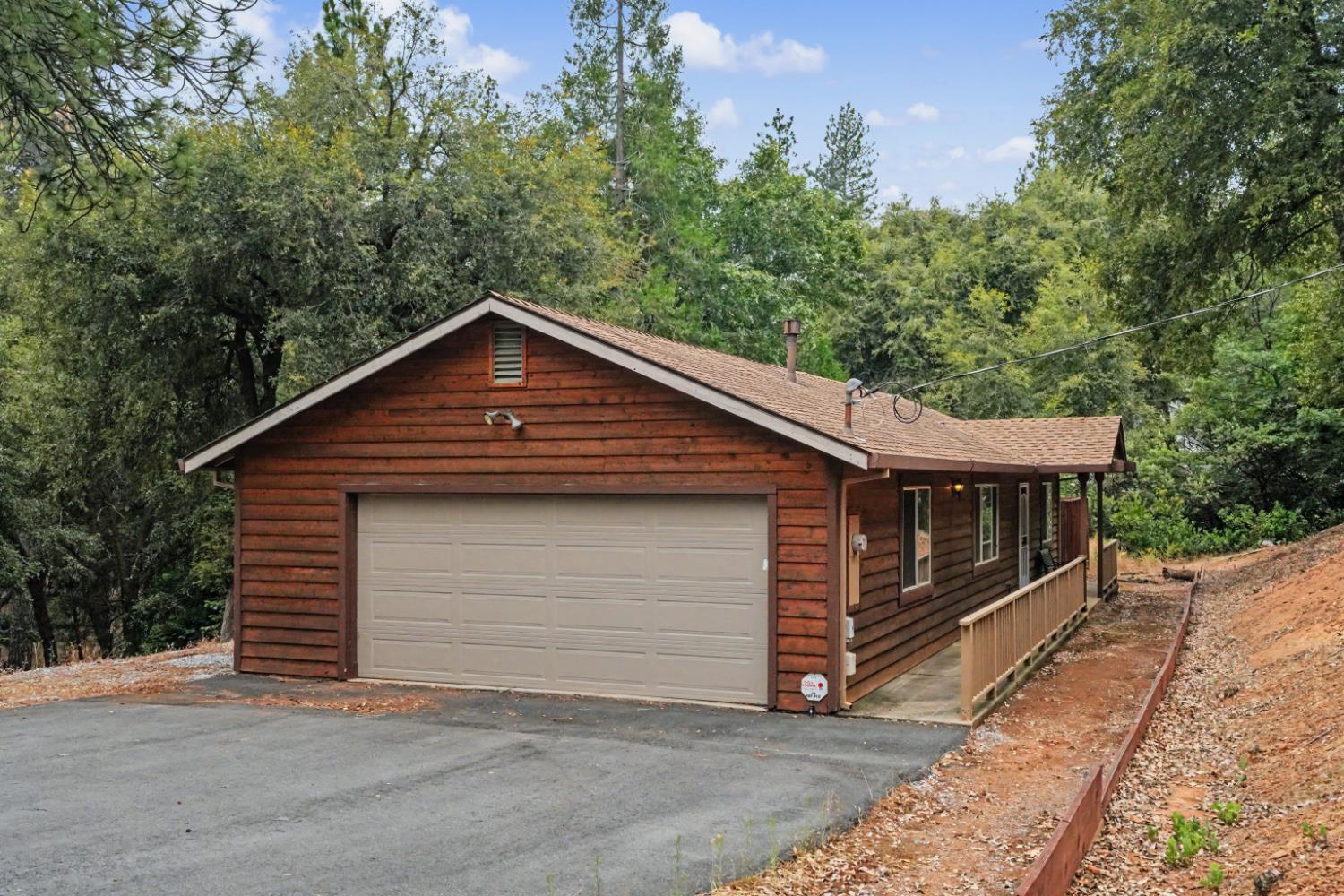 13050 Mt Zion Road Pine Grove, CA 95665 - Photo 23 of 36