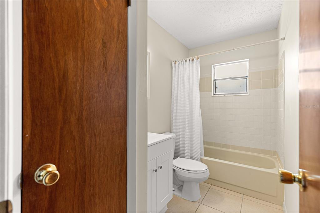 11651 Southeast 72nd Terrace Road Belleview, FL 34420 - Photo 25 of 52 Gallery Image 25