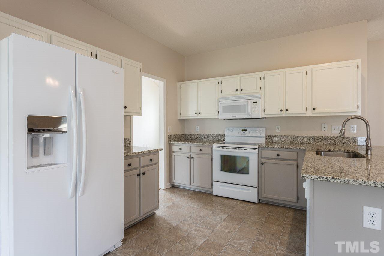 5108 Jesmond Place Raleigh, NC 27613 - Photo 12 of 30