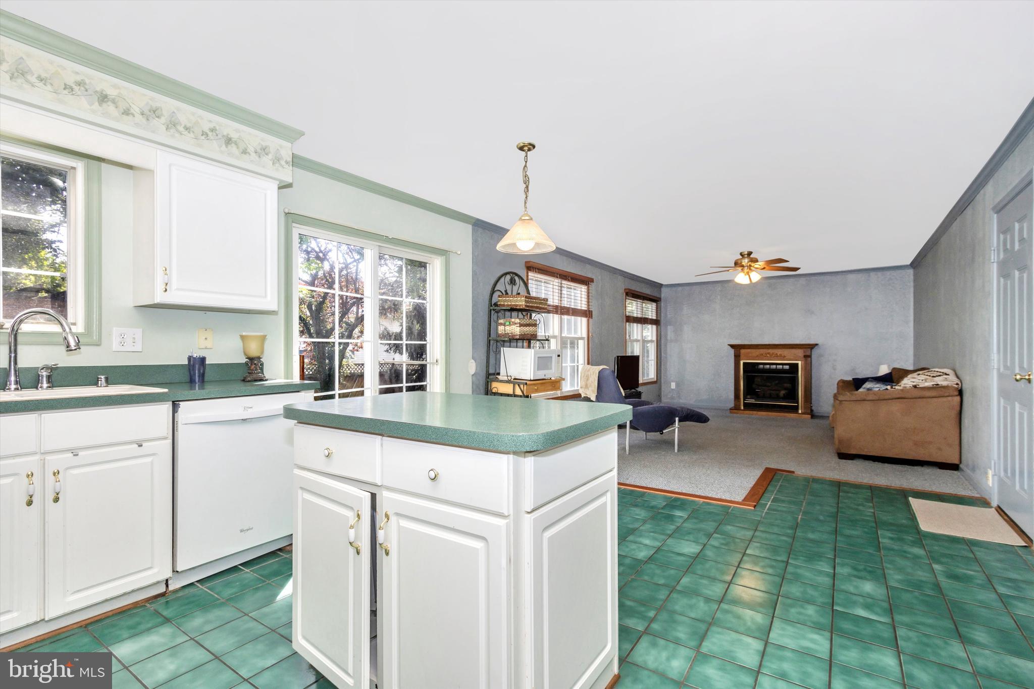 1761 Canal Run Drive Point of Rocks, MD 21777 - Photo 7 of 59 Kitchen with Tile Floor