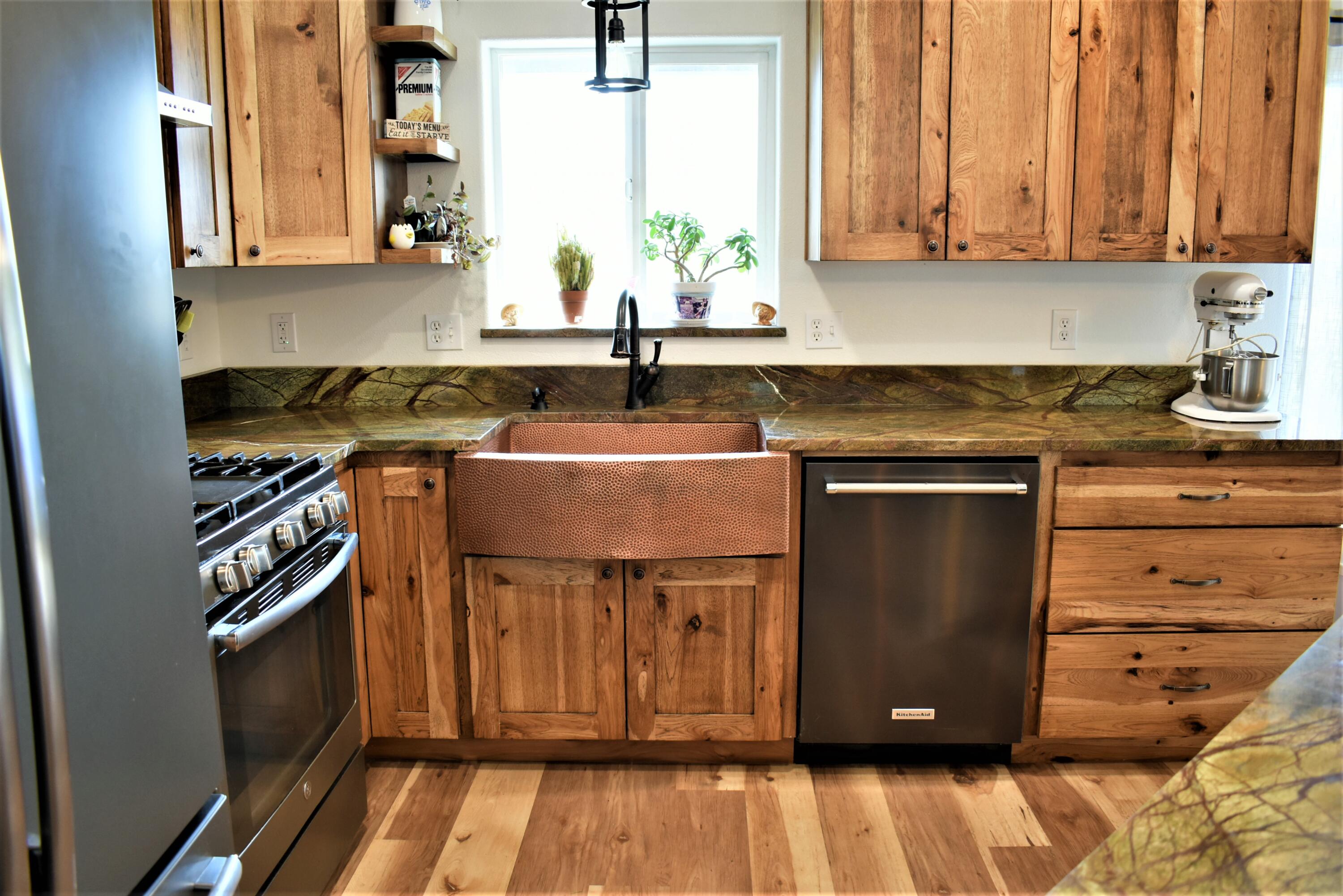 2330 Northeast Yellowpine Road Prineville, OR 97754 - Photo 11 of 41 DSC_0039 (2)