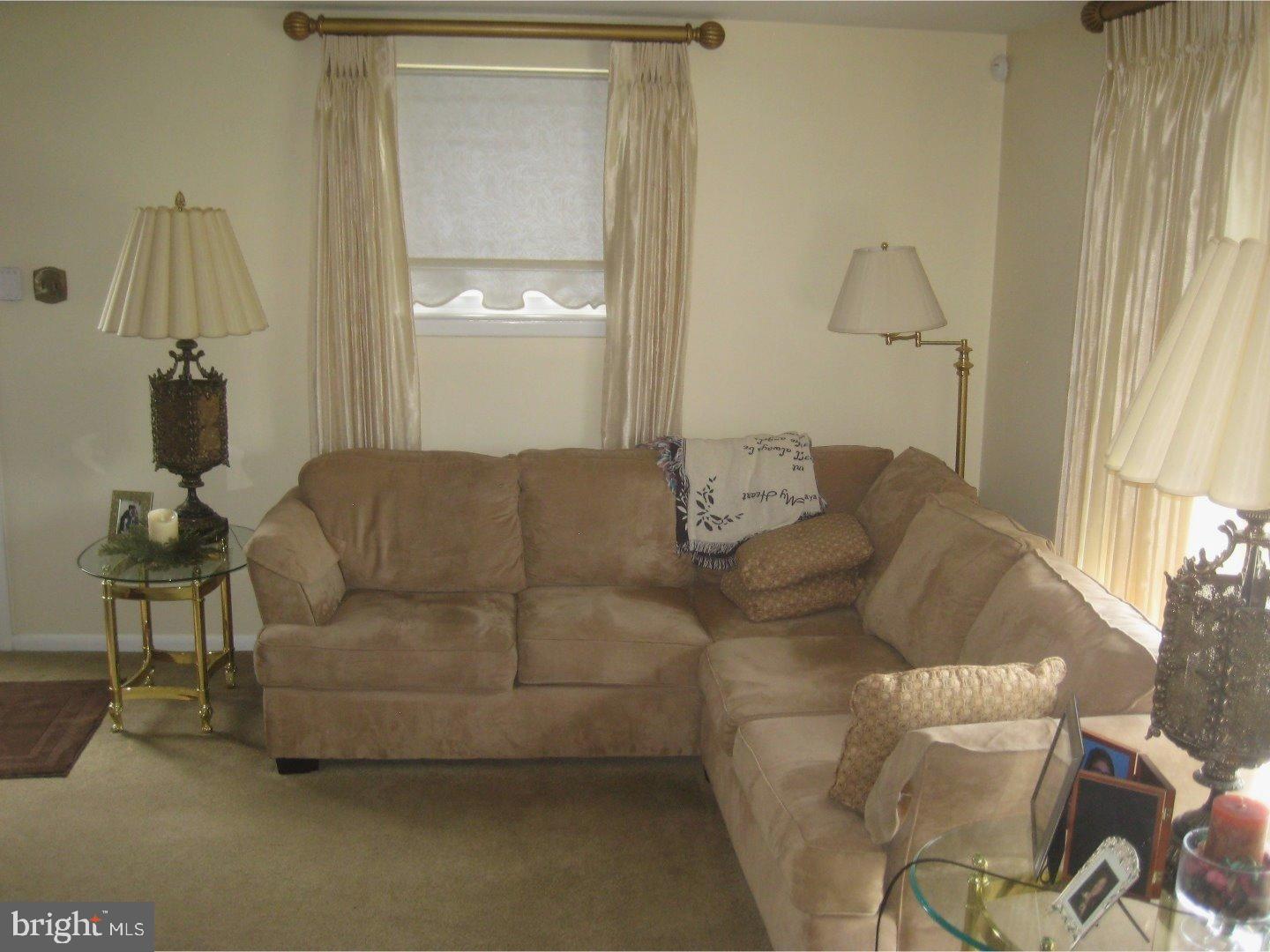 3457 Kirkwood Road Philadelphia, PA 19114 - Photo 5 of 24 Gallery Image 5