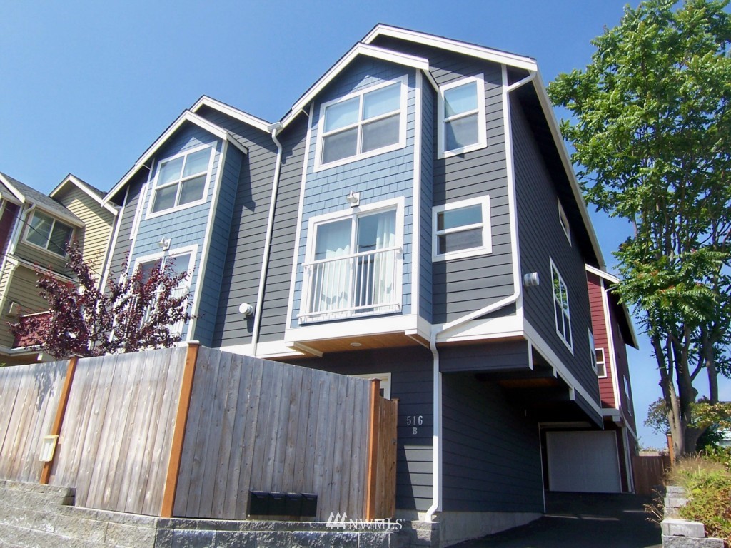 514 North 46th Street, Unit A Seattle, WA 98103 - Photo 1 of 1