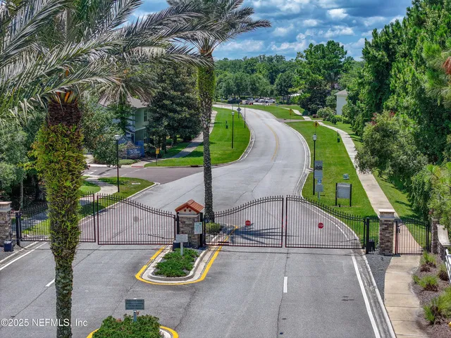 $269,000 | 808 Black Cherry Drive South, St. Johns, FL 32259