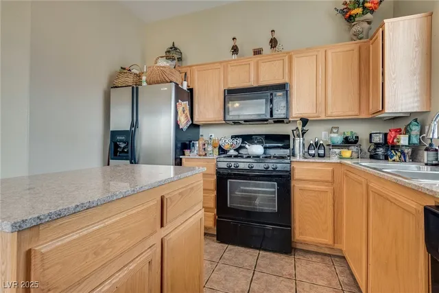 $375,000 | 6916 Gothic Marigold Street, Las Vegas, NV 89149