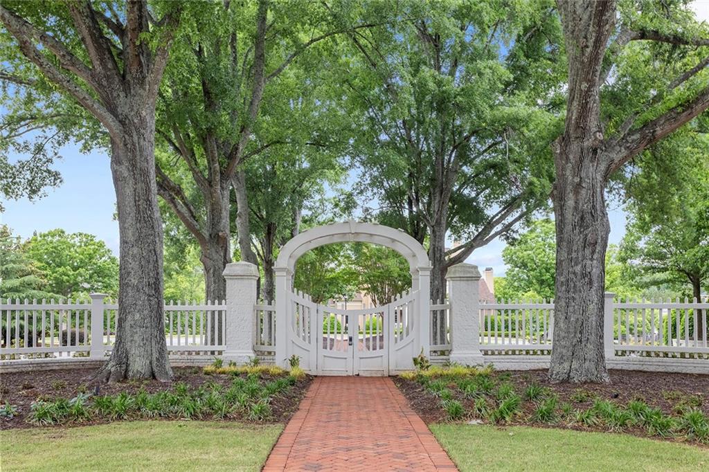 2000 Lancaster Square Roswell, GA 30076 - Photo 87 of 88