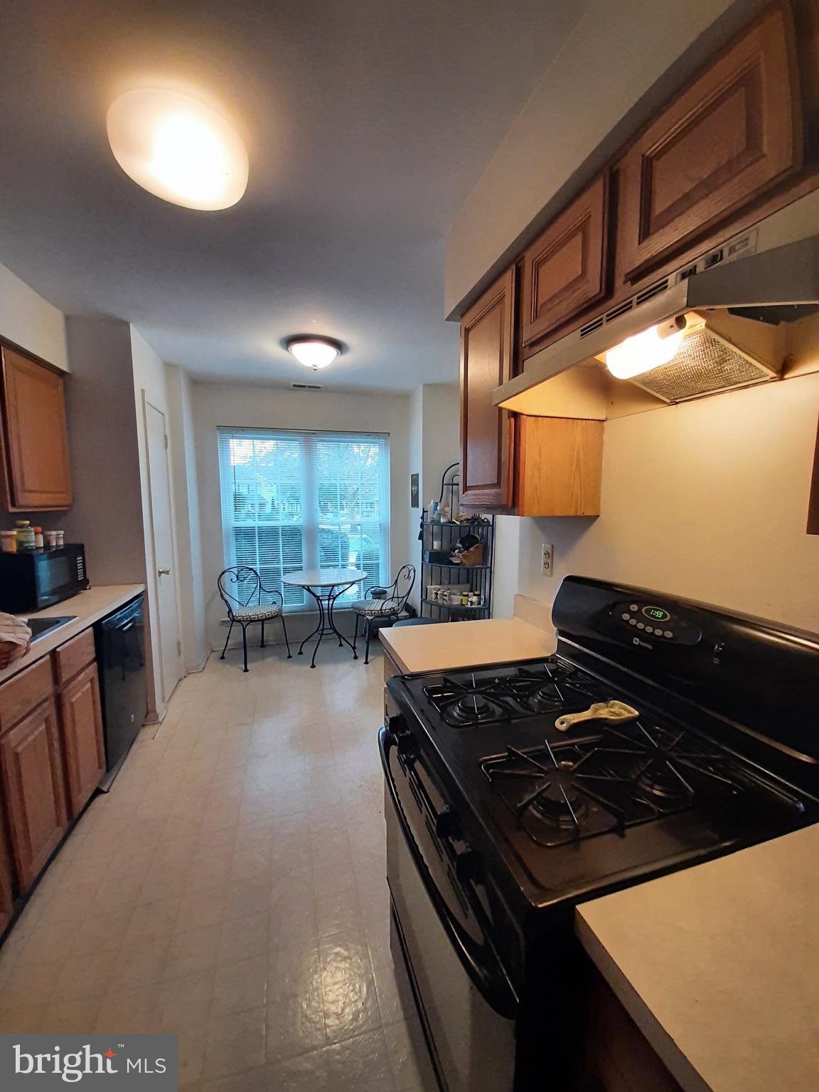 83 Greenridge Circle Newtown, PA 18940 - Photo 7 of 28