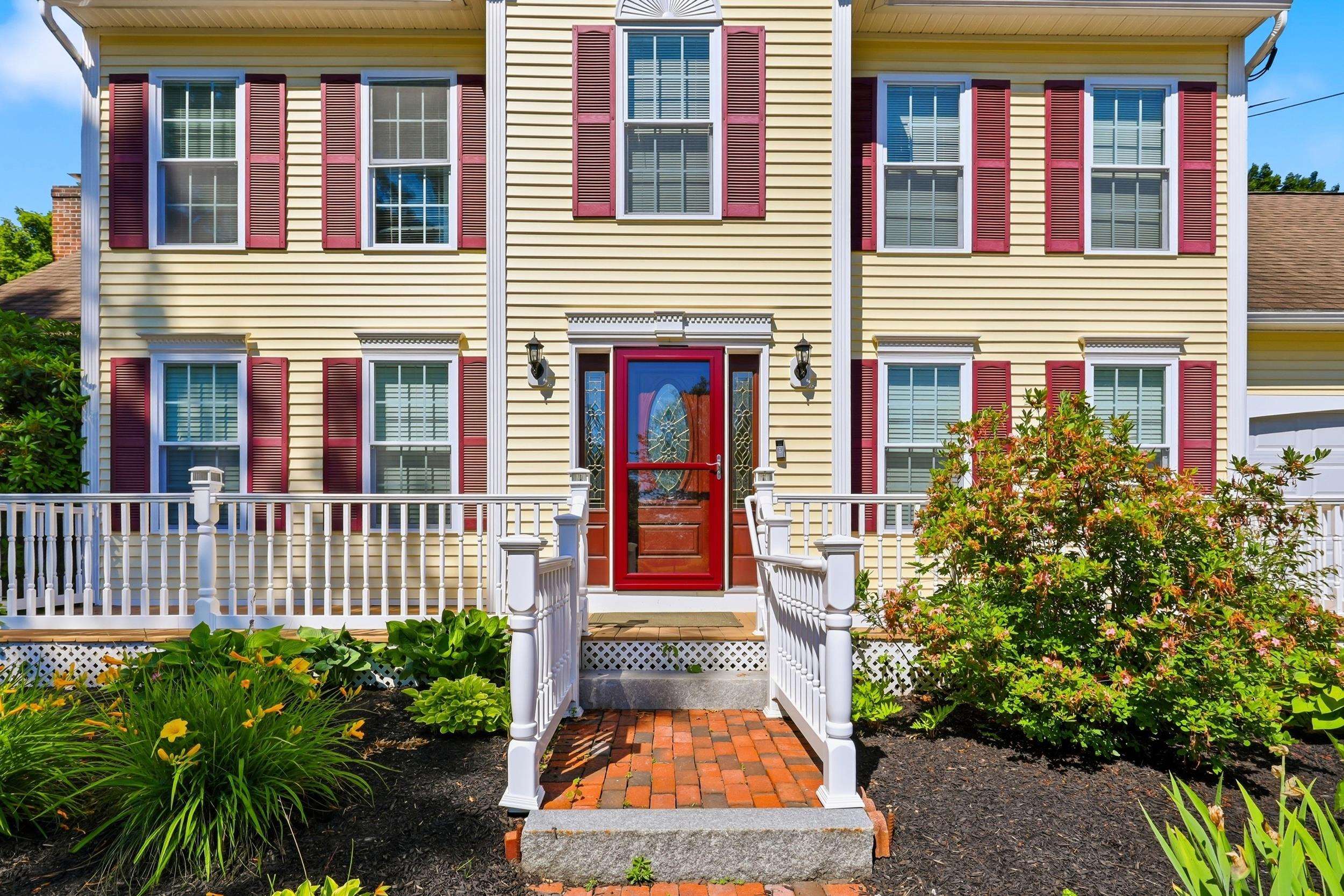694 Walnut Street Manchester, NH 03104 - Photo 7 of 36