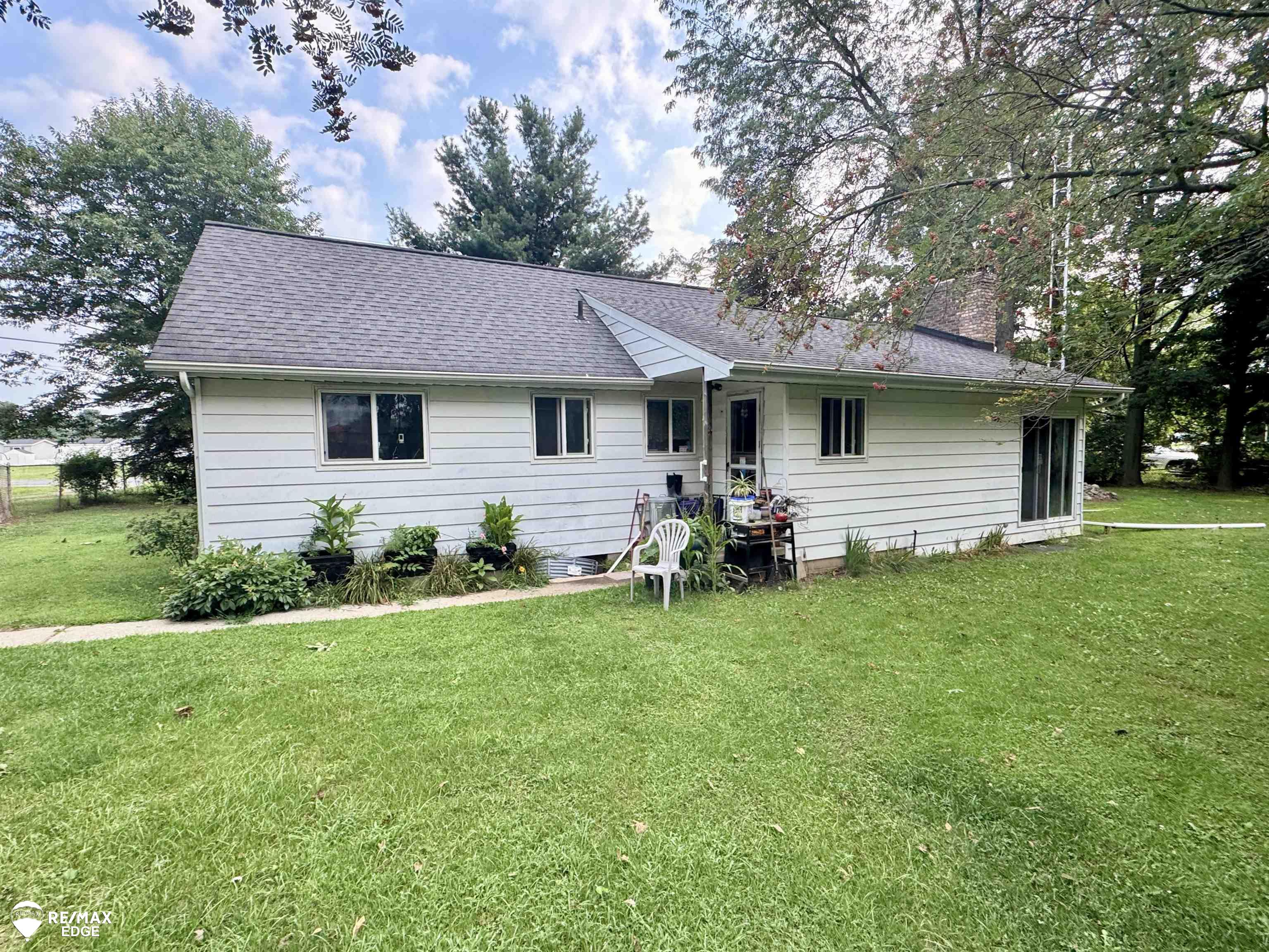 5262 East Coldwater Road Flint, MI 48506 - Photo 5 of 19