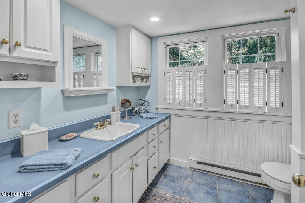 1226 Sacandaga Road Schenectady, NY 12302 - Photo 30 of 76 027-1226-ny-147-amsterdam-ny-usa-041_m