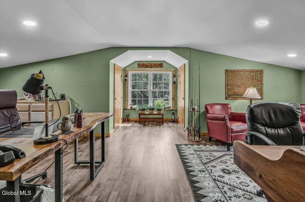 1226 Sacandaga Road Schenectady, NY 12302 - Photo 38 of 76 035-1226-ny-147-amsterdam-ny-usa-024_m