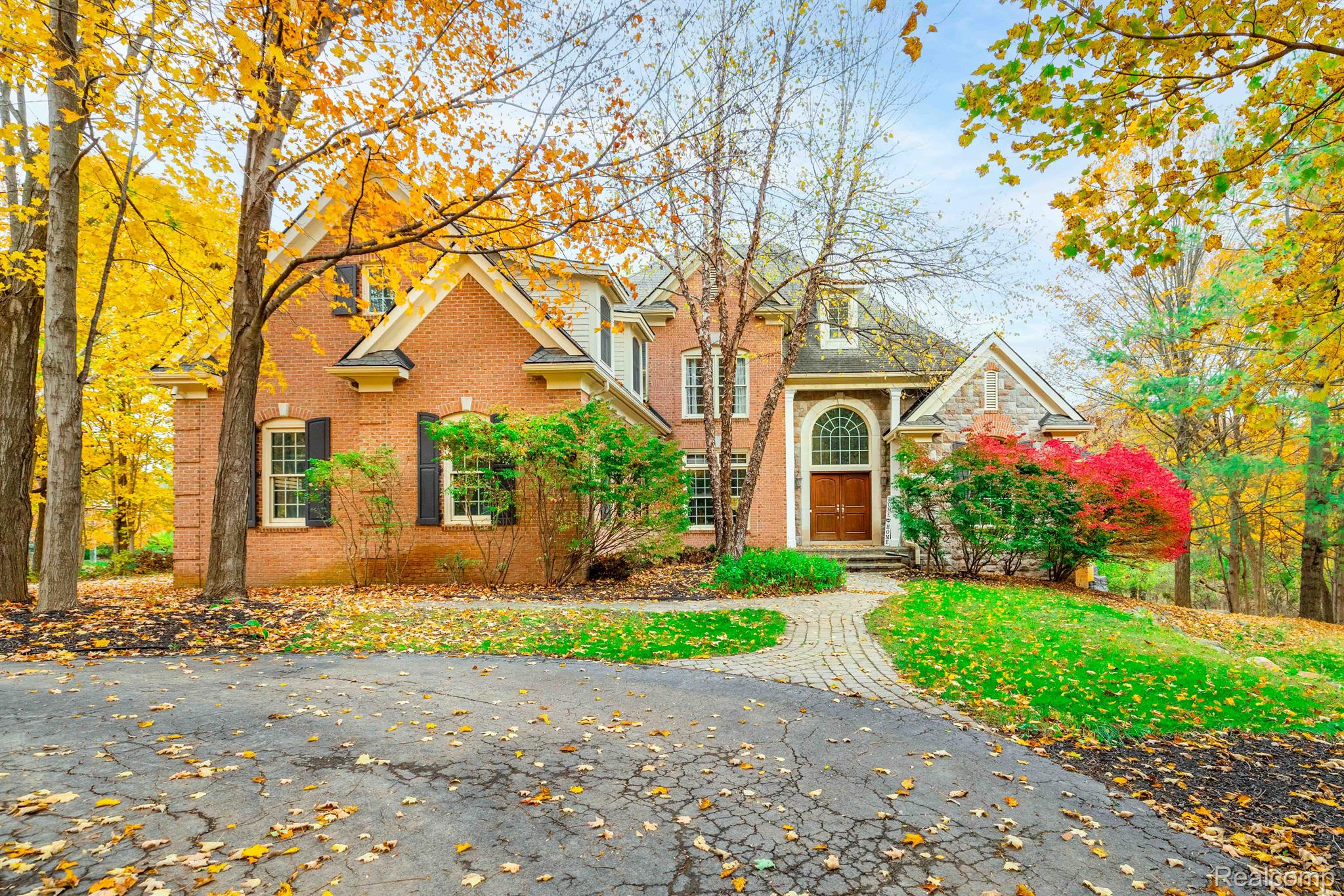 8740 Ridge Road Canton, MI 48187 - Photo 2 of 68 Gallery Image 2