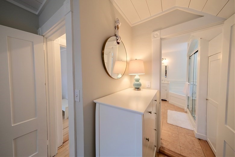 82 Centre Street Nantucket, MA 02554 - Photo 13 of 36