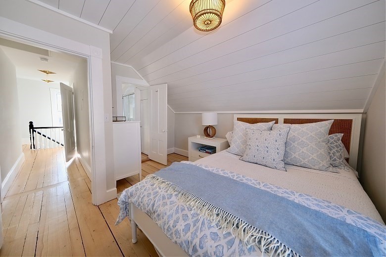 82 Centre Street Nantucket, MA 02554 - Photo 16 of 36