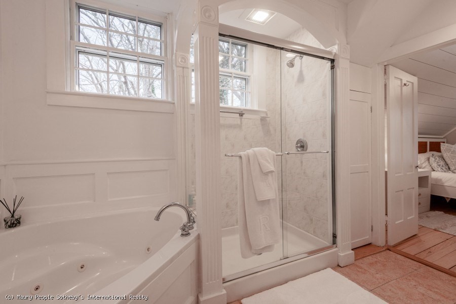 82 Centre Street Nantucket, MA 02554 - Photo 28 of 36