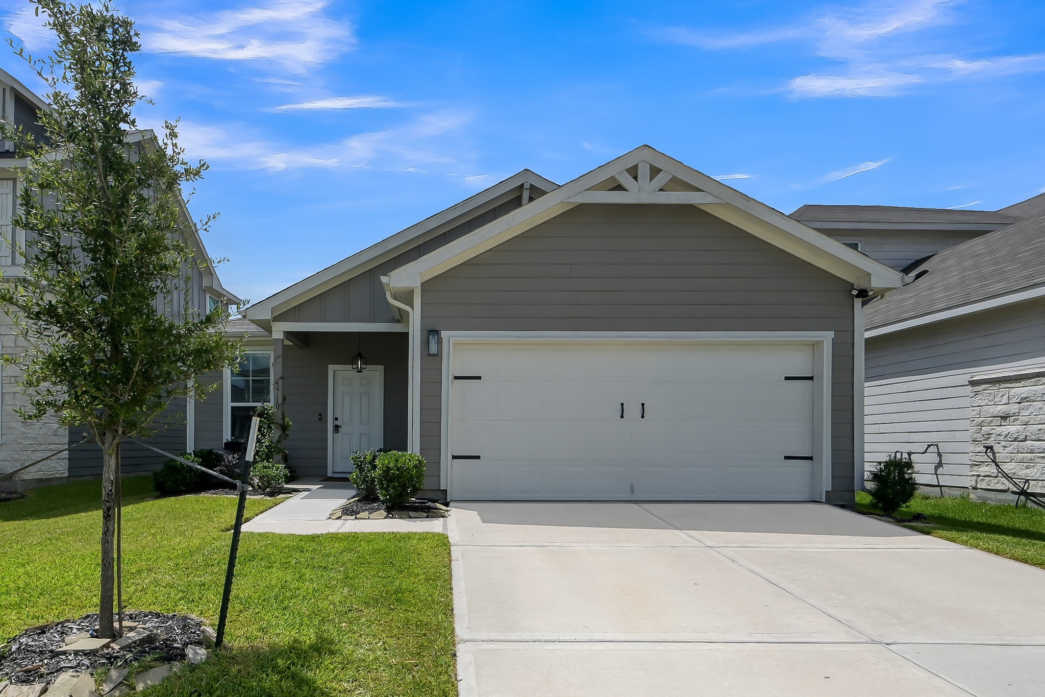 5710 Finely Run St Spring Spring, TX 77373 - Photo 2 of 26