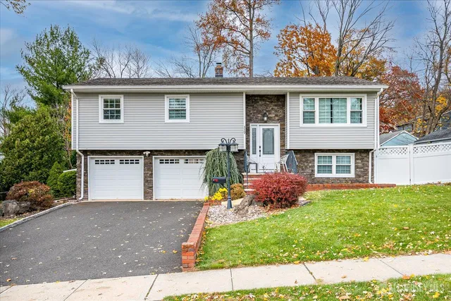 $749,000 | 117 East Elmwood Drive, South Plainfield, NJ 07080