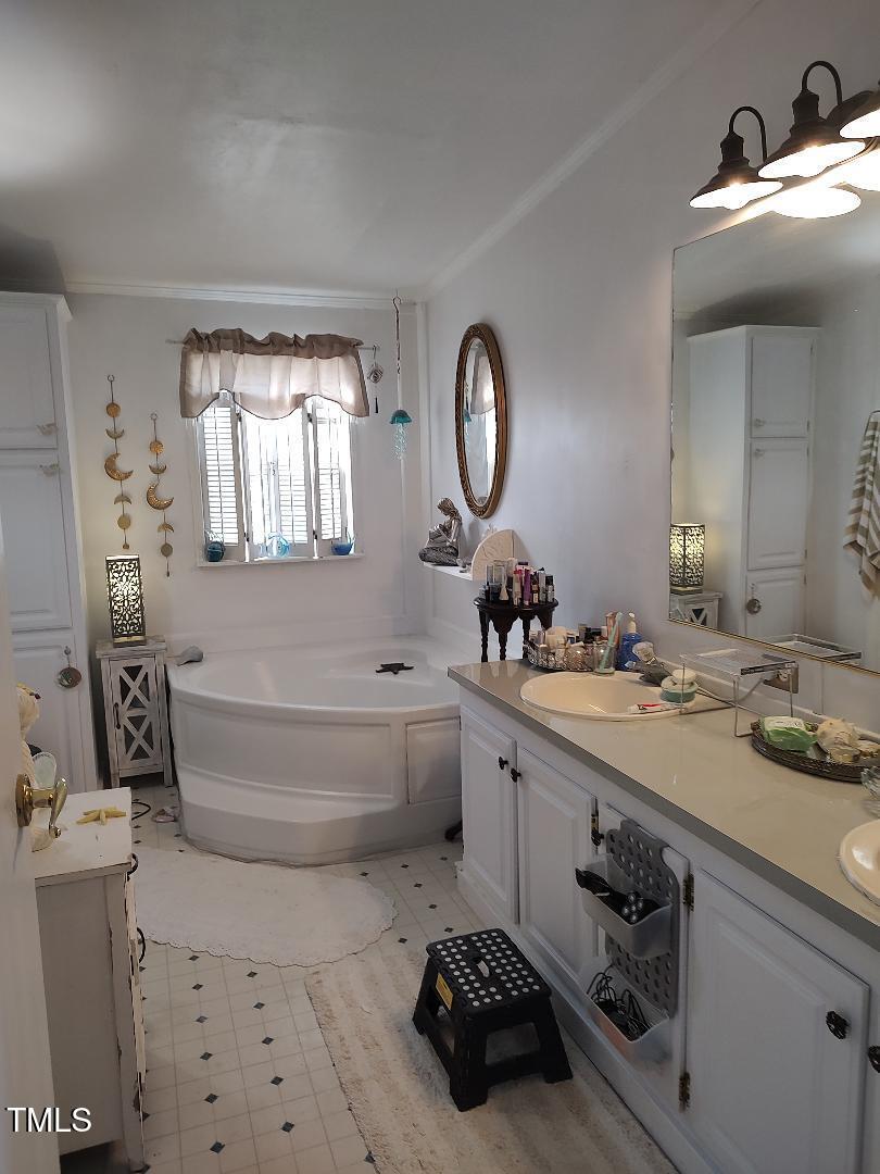 2960 Federal Road Benson, NC 27504 - Photo 32 of 45 Master Bath is spacious, with a nice soaking tub and seperate walk in shower