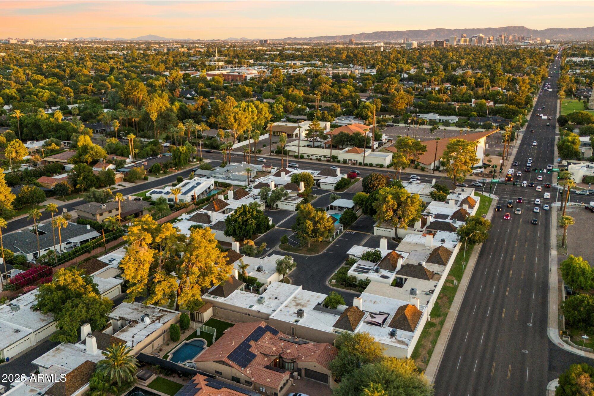 7005 North Barbados Place Phoenix, AZ 85021 - Photo 42 of 42 an aerial view of multiple house