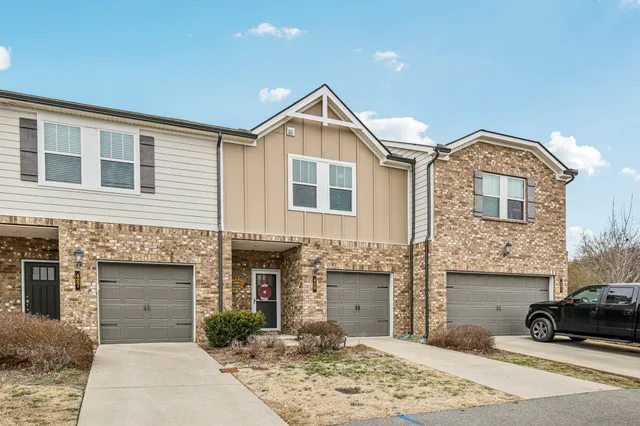 $279,000 | 429 Palmetto Drive, Columbia, TN 38401