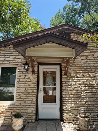 $695,000 | 1402 Garden Street, Austin, TX 78702