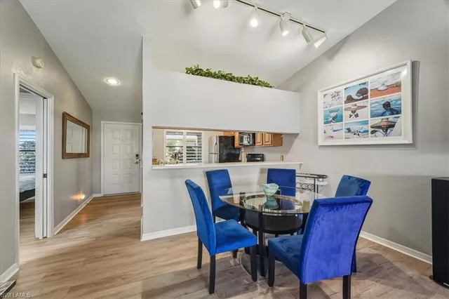 $319,500 | 2031 Pine Isle Lane, Unit 2031, Naples, FL 34112