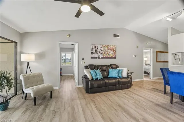 $319,500 | 2031 Pine Isle Lane, Unit 2031, Naples, FL 34112