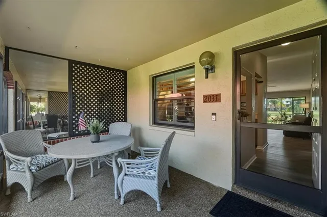 $319,500 | 2031 Pine Isle Lane, Unit 2031, Naples, FL 34112