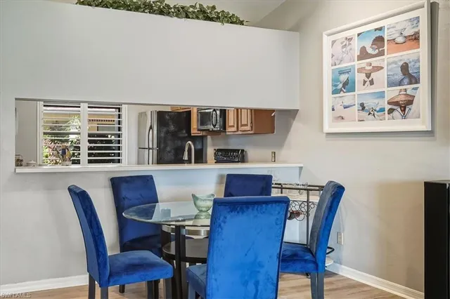 $319,500 | 2031 Pine Isle Lane, Unit 2031, Naples, FL 34112